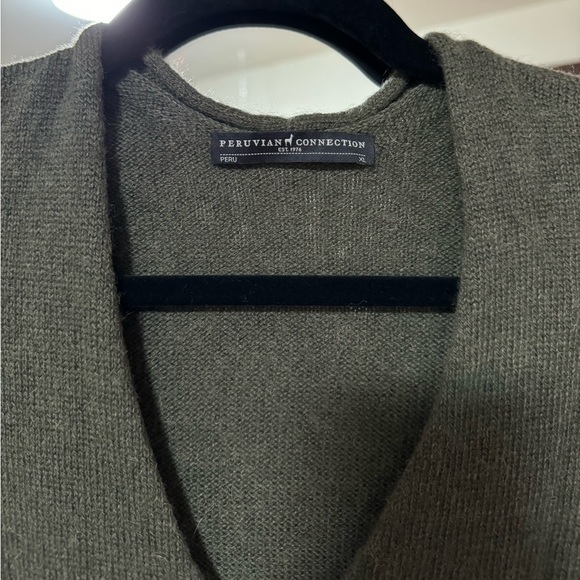 Peruvian connection olive green v-neck tunic sweater - Picture 2 of 6